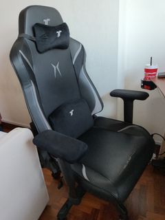 (Category: ) located in . Submitted by meltedhero (Listing ID 1454371791, Image 1). Description: .
