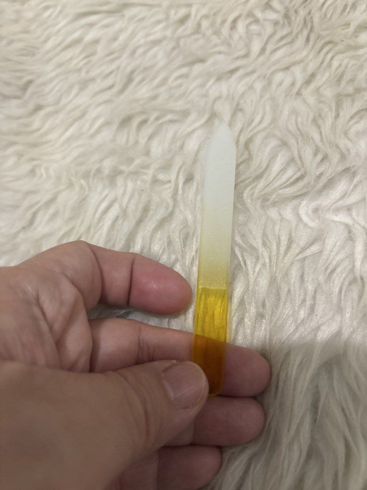 Glass nail file (Category: Hands & Nails) located in Manila. Submitted by vintageaccessories (Listing ID 1454367039, Image 1). Description: Random colors will be sent yellow , blue and red available.