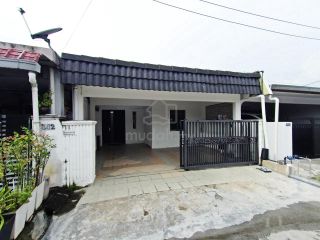 (Category: ) located in . Submitted by fadleeproperty (Listing ID 1443484269, Image 1). Description: .