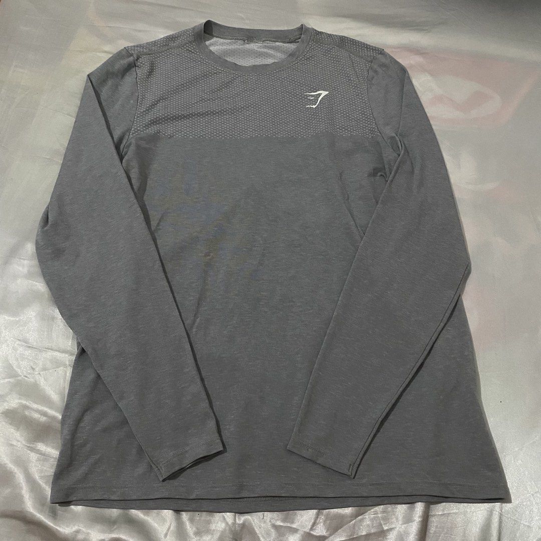 GYMSHARKS LS (Category: Activewear) located in San Carlos. Submitted by finest_selection (Listing ID 1454520965, Image 1). Description: GS LONGSLEEVES MEN M-L Super like new; lightweight.