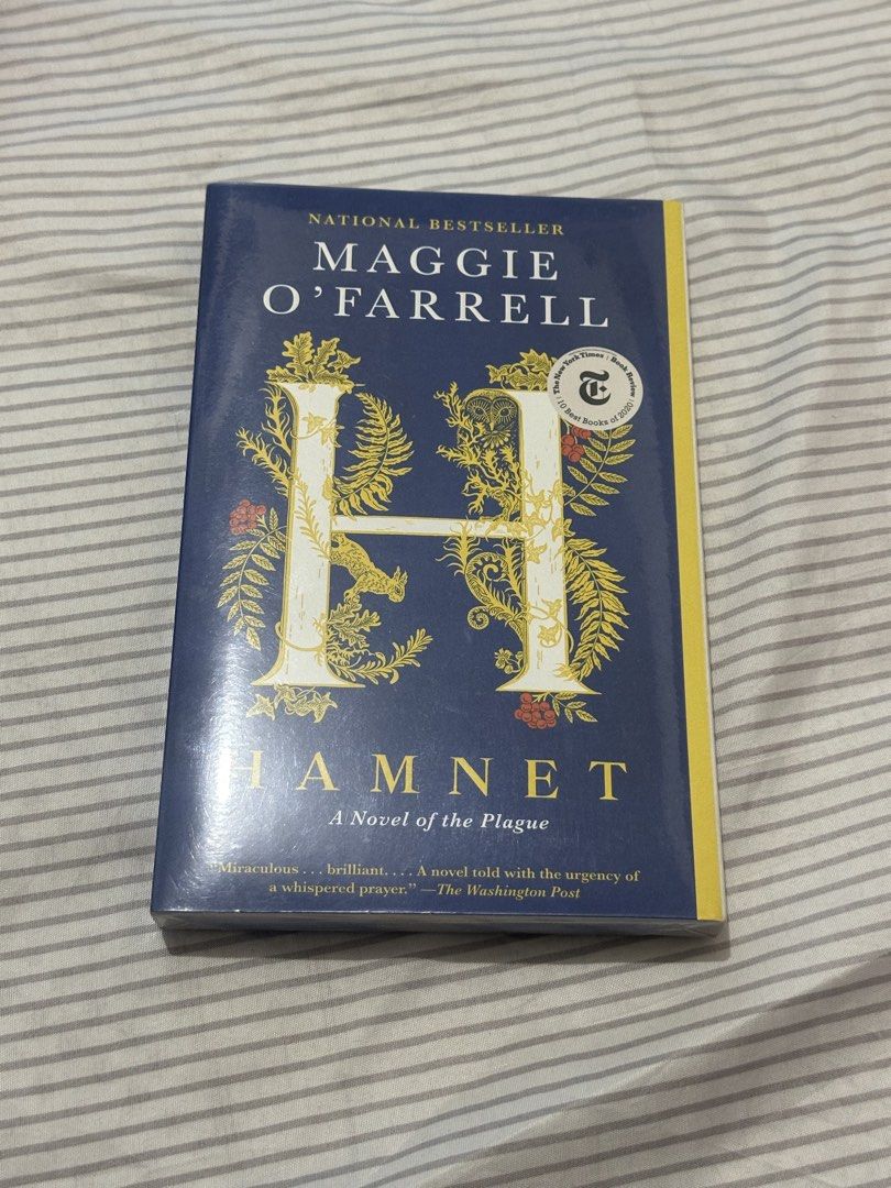Hamnet by Maggie O’ Farrell (Category: Storybooks) located in Calamba. Submitted by messymaria (Listing ID 1454392038, Image 1). Description: Bought in Fully Booked for ₱881 RFS: moving, just need to lighten my baggage.