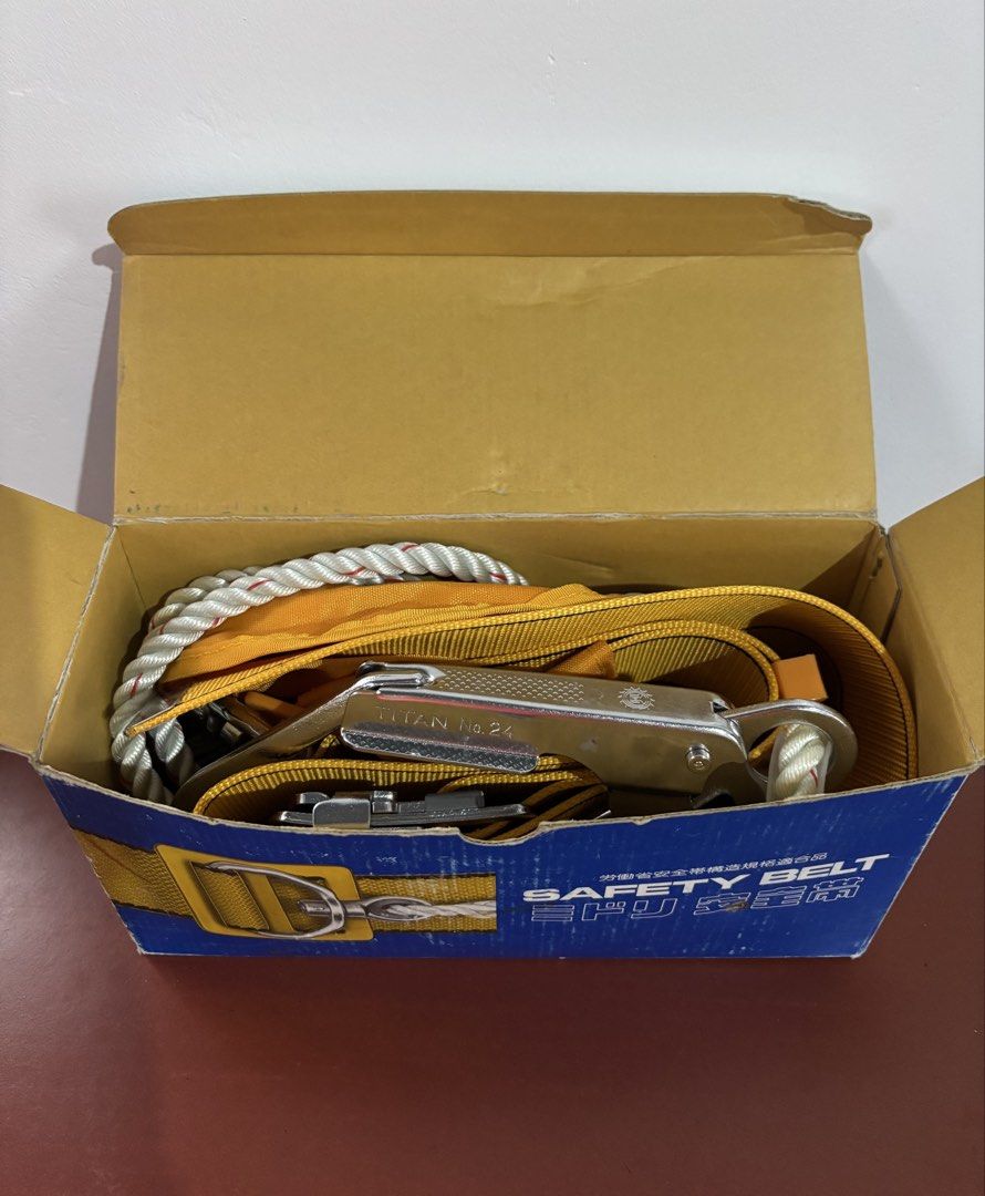 Heavy Duty Fall Protection Safety Harness (Category: Construction Tools & Equipment) located in Cavite. Submitted by nanangonlineshop (Listing ID 1454467899, Image 2). Description: 📌 Heavy Duty Fall Protection Safety Harness 🏷️ P500 ⚠️ POLICY: ❌ NO COD ✅ AS IS, WHERE IS ✅ FIRST PAY BASIS ✅ MINE NOW, PAY NOW ✅ 3-DAYS HOLD ONLY. UNPAID RESERVATIONS ARE VOIDED. 📍 Location: Cavite 👉 WE SHIP NATIONWIDE (LUZON, VISAYAS & MINDANAO) ✅ MOP: Bank Trans