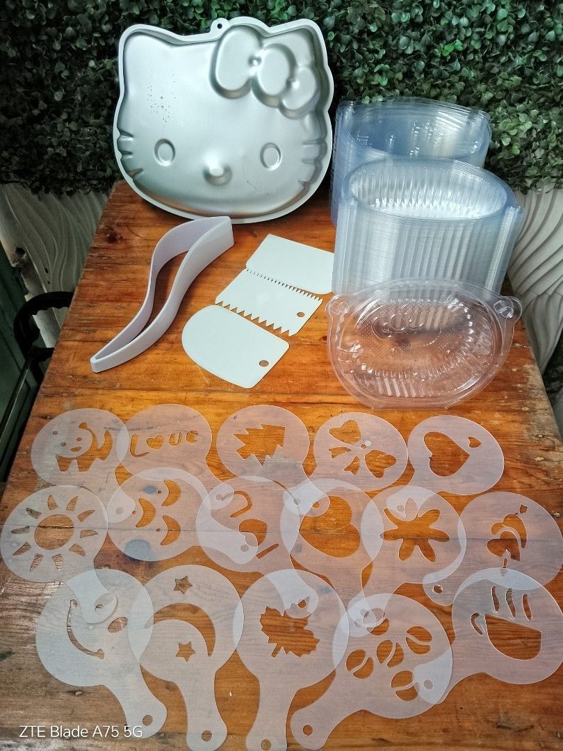Hello Kitty Baking & Dessert Set / Dessert Containers / Aluminum Pan (Category: Bakeware) located in Manila. Submitted by bakeandcook (Listing ID 1454554155, Image 3). Description: Hello Kitty Baking & Dessert Set *Hello Kitty Aluminum Pan *Hello Kitty clear Dessert Containers *Scrapers & Smoothers *Stencils Collection.