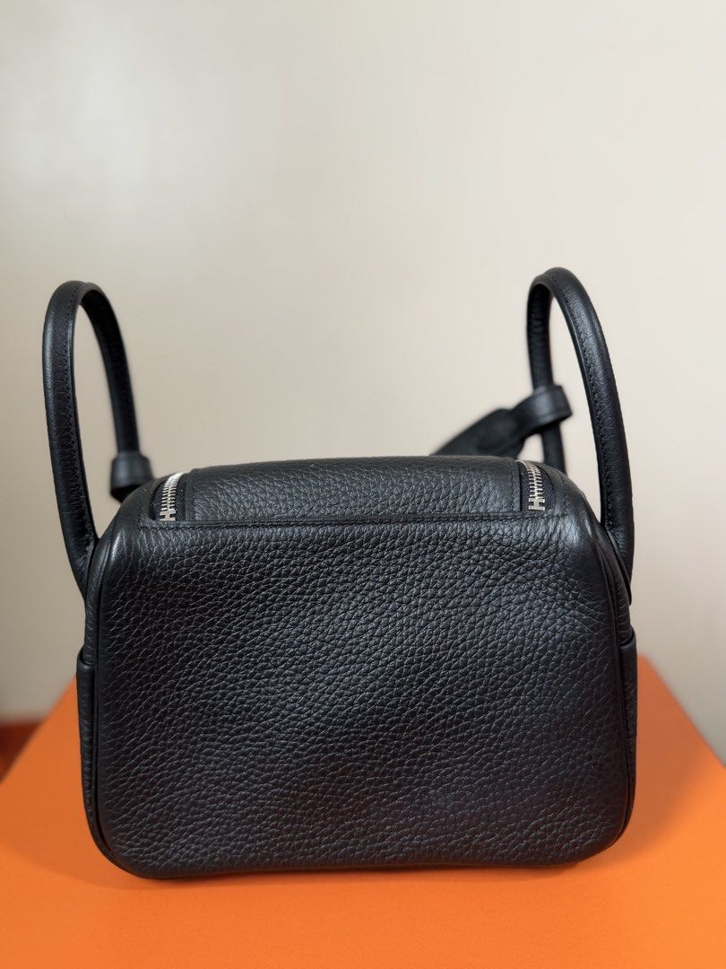 Hermes Mini Lindy (Category: Luxury Bags & Wallets) located in Quezon City. Submitted by _cherryontop_ (Listing ID 1454458700, Image 2). Description: MINI LINDY IN NOIR PHW 9.5/10 Full set with receipt.