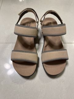 （分類：）位於 。 由 cammir 提交（商品編號 1454500011，圖片 1）。簡介： 。