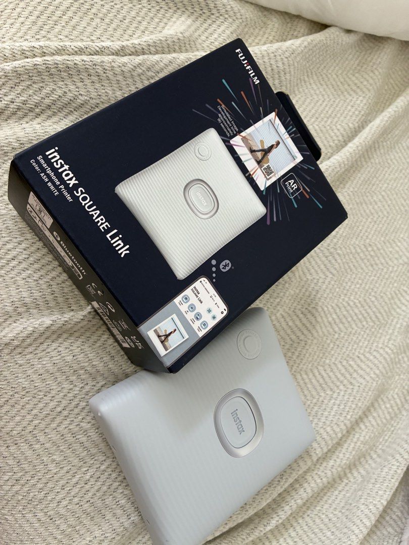 Instax link square printer (Category: Printers, Scanners & Copiers) located in Makati City. Submitted by momoco2056 (Listing ID 1454391593, Image 1). Description: It’s in warranty, I only used it once. It is brand new, cause I have many instax cameras, I don’t use it anymore! Available :Lalamove/ meetup in BGC Pay method: Gcash/cash payment.