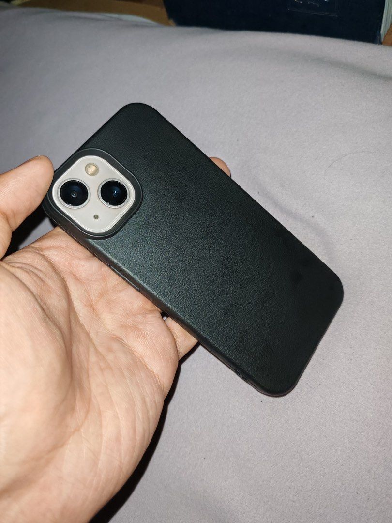 iPhone 13 — PINK (Category: iPhone 13 Series) located in Caloocan City. Submitted by bobdb75764918 (Listing ID 1454496312, Image 1). Description: FOR SALE OR SWAP: iPhone 13 Pink (128GB) RUSH! Price: ₱13,000 (FIRM AND FIXED) if swap, pref S24 base modem plus cash depends on the negotiation. Factory Unlocked (FU) 128GB Storage Condition: * Fully functional * Slight scratches due to normal use * Cracked back glass Selling as is. Feel free to messag