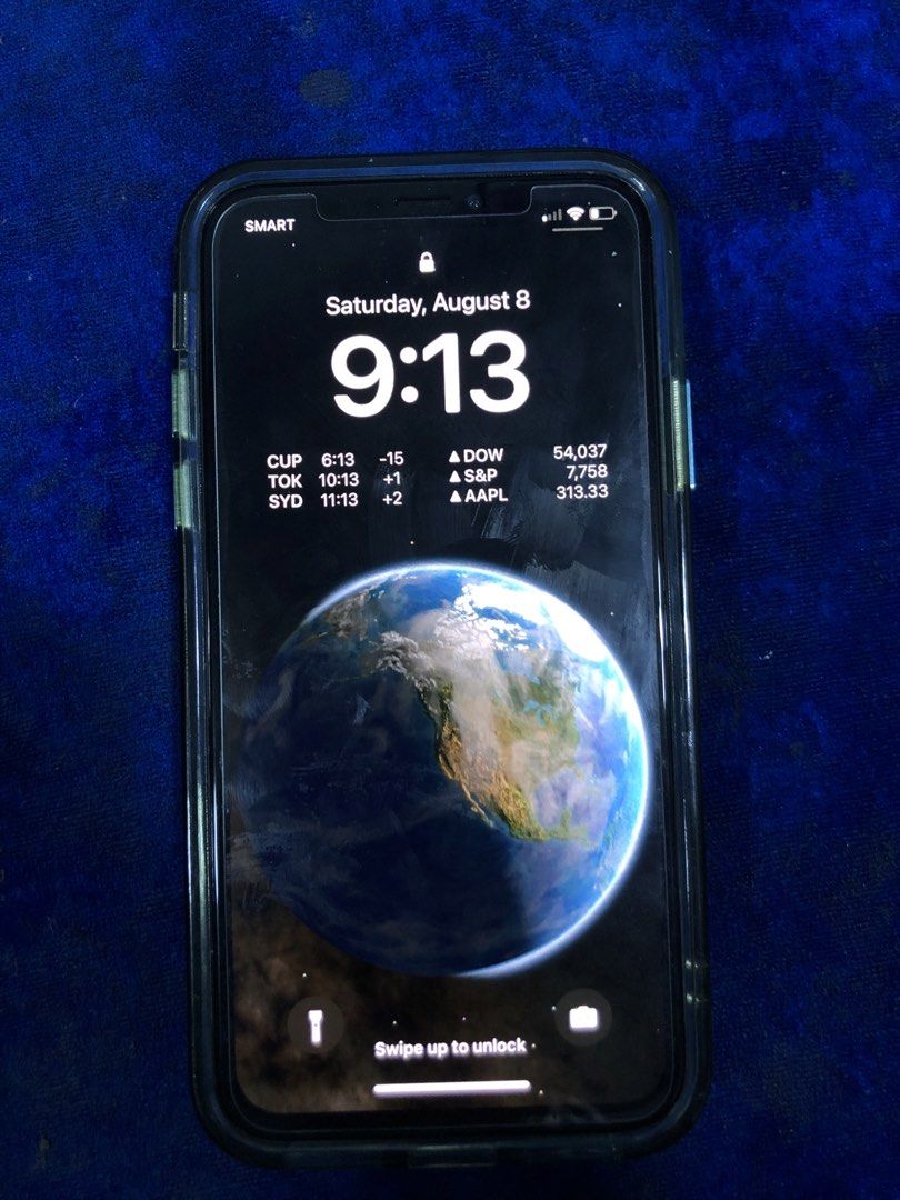 iPhone X (Category: iPhone X Series) located in Manila. Submitted by james_dleon (Listing ID 1454509002, Image 1). Description: 256 gb All original/Working Wifi use.