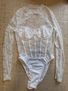 (Category: ) located in . Submitted by ls.closet (Listing ID 1454440723, Image 1). Description: .