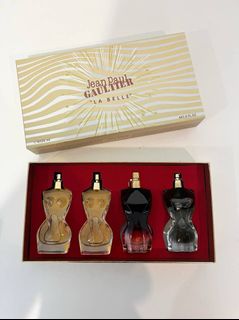 (Category: ) located in . Submitted by fragranceParfumdealer (Listing ID 1454481385, Image 1). Description: .