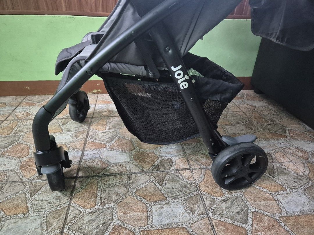 Joie Baby Stroller Grey (Category: Strollers) located in Antipolo. Submitted by sepdsep (Listing ID 1454383546, Image 2). Description: Joie Muze Stroller Used but not abused. We obtained this last 2024. Location: SM Masinag.
