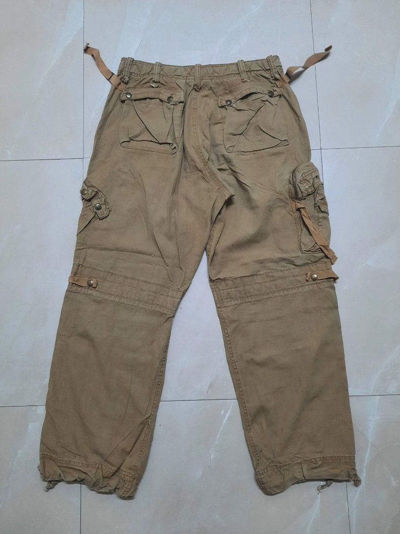 Khaki Cargo Pants with Multiple Pockets (Category: Jeans) located in Cebu City. Submitted by archivalia.me (Listing ID 1454496432, Image 2). Description: Vondutch Multipocket Cargo Pants Waist 32 Length 41 Hem 9 Need Wash Price dm + sf Loc: Cebu City .