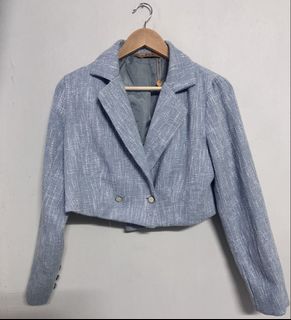 (Category: ) located in . Submitted by revivalcloset.co (Listing ID 1454401473, Image 1). Description: .