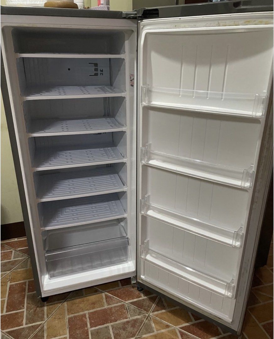 LG Upright Freezer 6 cu.ft (Category: Refrigerators and Freezers) located in Binan City. Submitted by memeipo (Listing ID 1454431782, Image 2). Description: Smart Inverter GR V204SLBT Upright Freezer Single Door Manual Defrosting Wired Shelves 6 Shelves + 1 Drawer 10 Year Compressor Warranty Bought in June 2021 Pick up or delivery Buyer to shoulder cost.