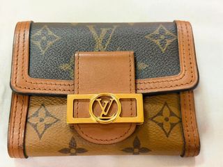 (Category: ) located in . Submitted by closetbyiya_ (Listing ID 1454505834, Image 1). Description: .