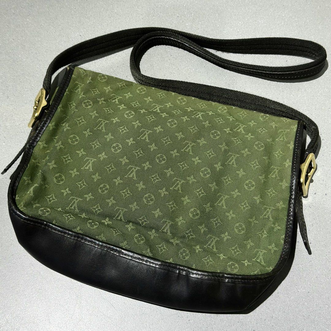 Louis Vuitton Mini-Lin Crossbody (Category: Luxury Bags & Wallets) located in Makati City. Submitted by _thriftgallery (Listing ID 1454390786, Image 2). Description: .