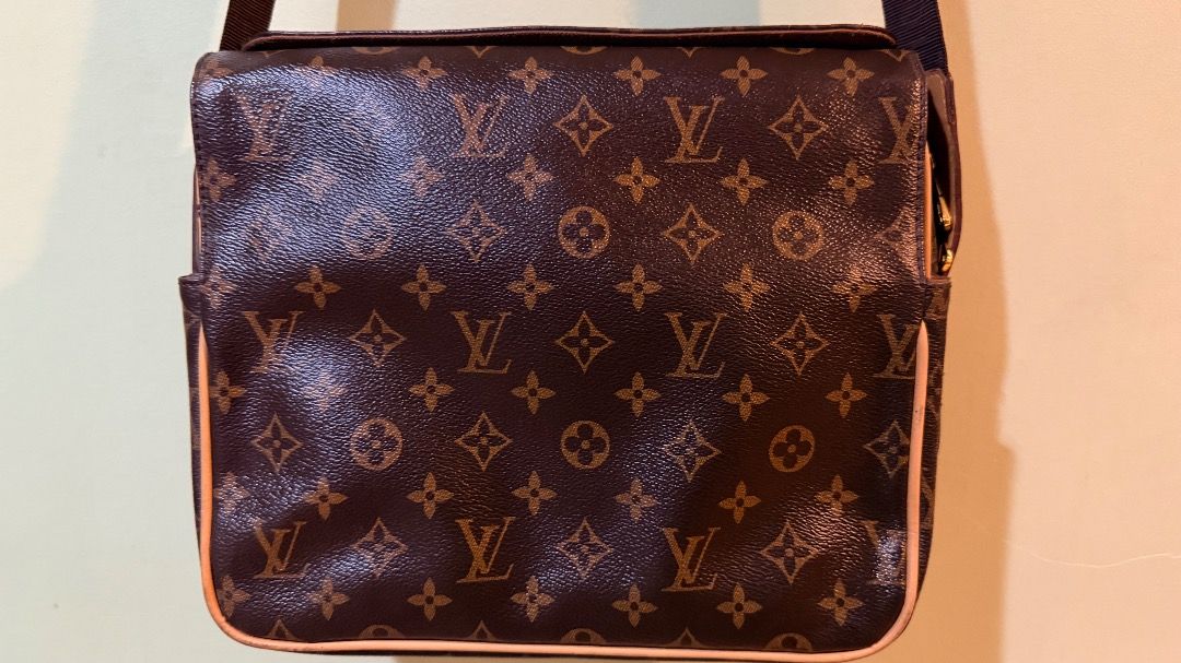 Louis Vuitton Monogram Canvas Messenger Bag (Category: Luxury Bags & Wallets) located in Caloocan City. Submitted by prof_music1979 (Listing ID 1454387621, Image 1). Description: - Classic Louis Vuitton monogram canvas messenger bag - Iconic LV print with genuine leather trim - Adjustable strap for comfortable carrying - Secure magnetic snap closure - Made in France - Timeless and versatile for everyday style.