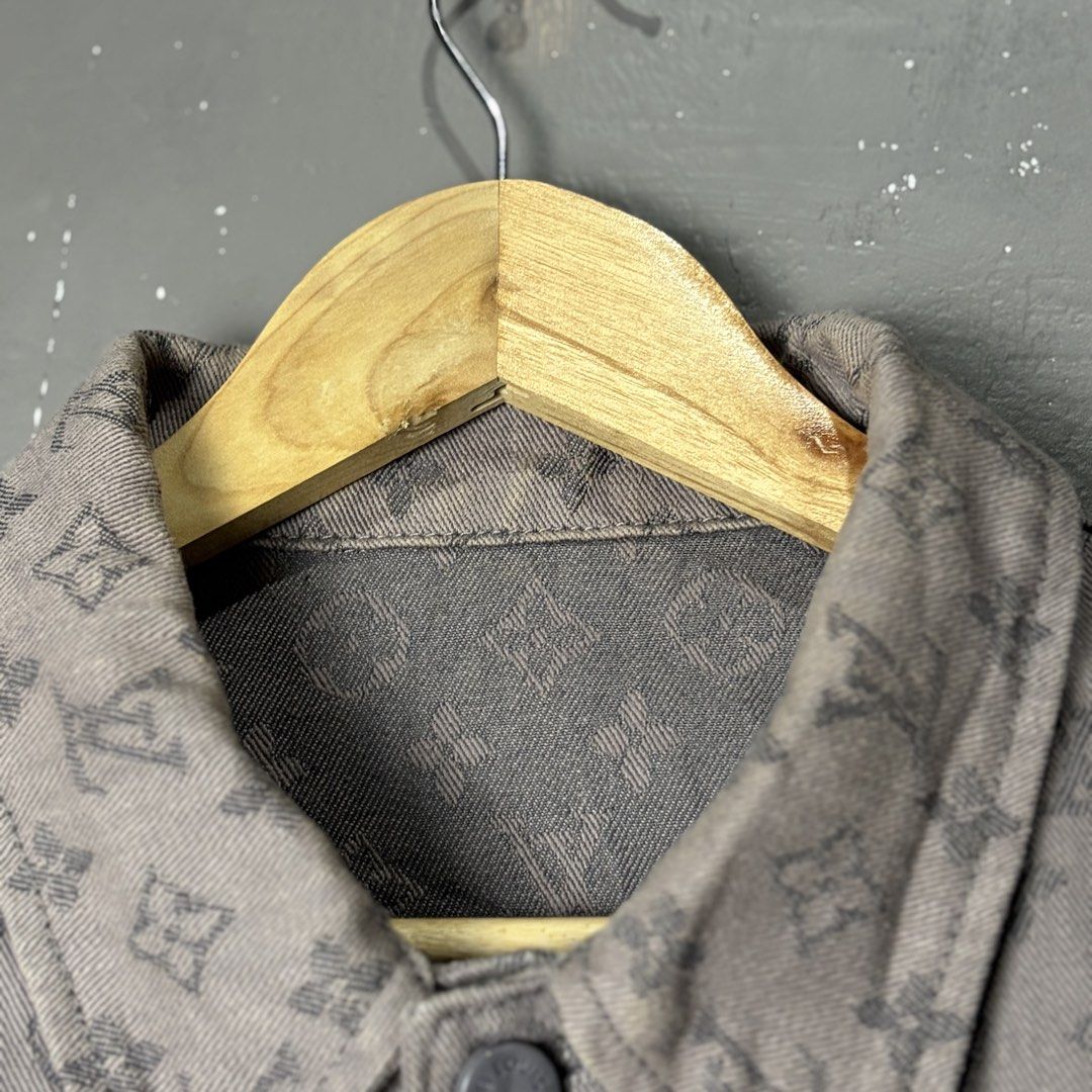 Louis Vuitton Monogram Denim Jacket (Category: Luxury Apparel) located in Manila. Submitted by yourtherapist_ (Listing ID 1454432852, Image 3). Description: Louis Vuitton Monogram Denim Jacket Tagged as 42 Excellent condition No flaws Wash needed Measurements Width - 20” Length - 23” Sleeve - 23” Shoulder - 17” 3,500.
