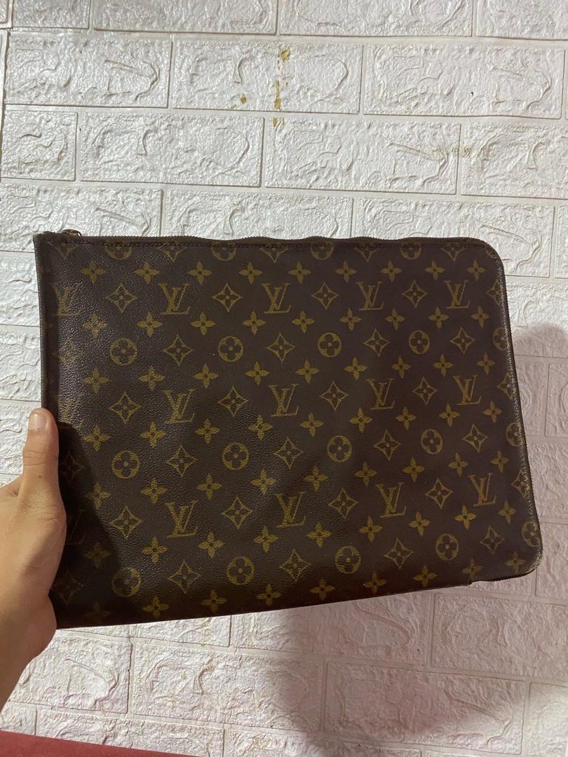 Louis Vuitton Monogram Pouch (Category: Luxury Bags & Wallets) located in San Pedro. Submitted by wharfthrift (Listing ID 1454444518, Image 1). Description: FOR SALE ‼️‼️ LOUIS VUITTON Monogram Canvas Leather Poche Documents Portfolio Case Holder RANK AB ‼️ Issue: sign of usage & check 6th to 8th photos. FOR AUTHENTICATION RESULT‼️ “CHECK LAST PHOTO” Asking price ₱6,900 SHIPPED can do meet up around san pedro laguna or muntinlupa. shipping via la