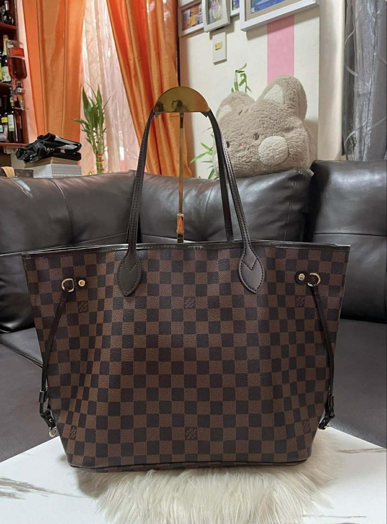 Louis Vuitton Neverfull Damier (Category: Luxury Bags & Wallets) located in Mandaue City. Submitted by ludz_0246 (Listing ID 1454381157, Image 1). Description: Dustbag Coded Gamouza Inside Perfect for daily use No Issue Actual Photo.
