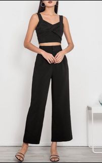 (Category: ) located in . Submitted by hhxcloset (Listing ID 1454467733, Image 1). Description: .