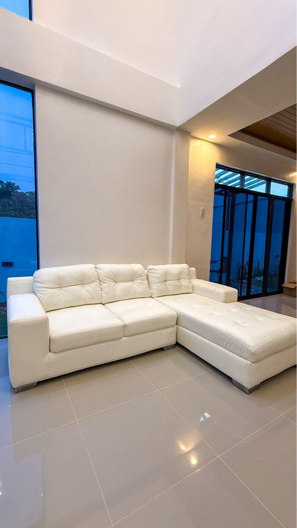L-Shape Sofa (Category: Sofas) located in Calamba. Submitted by KGB2228 (Listing ID 1454461486, Image 3). Description: ✔️ Spacious and comfortable ✔️ There is a small area of wear on the stitching, as shown in the photos, but overall the sofa remains in good condition. ✔️ We recently upgraded our living room sofa, making this one available for sale. 💰 Price: ₱25,000 📍 Location: Calamba Laguna 📏 Dimensions: L265xW159xH76 🚚 Pick-up/Delivery: Bu