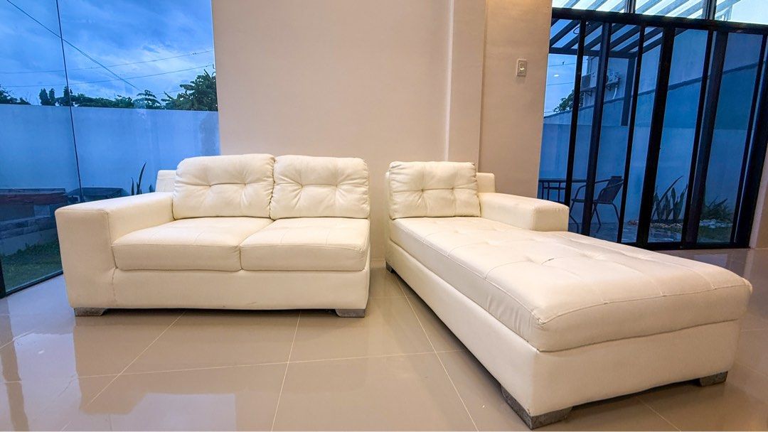 L-Shape Sofa (Category: Sofas) located in Calamba. Submitted by KGB2228 (Listing ID 1454461486, Image 2). Description: ✔️ Spacious and comfortable ✔️ There is a small area of wear on the stitching, as shown in the photos, but overall the sofa remains in good condition. ✔️ We recently upgraded our living room sofa, making this one available for sale. 💰 Price: ₱25,000 📍 Location: Calamba Laguna 📏 Dimensions: L265xW159xH76 🚚 Pick-up/Delivery: Bu