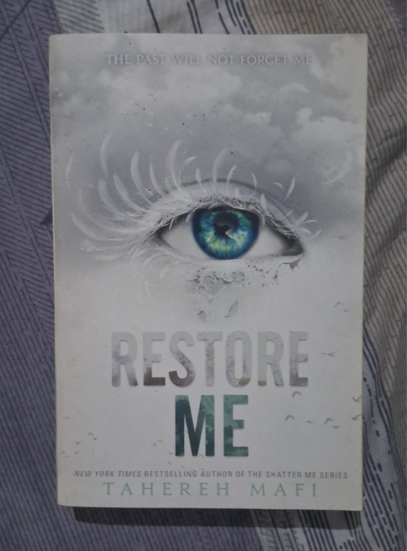 MASSIVE UNHAUL PART 5 (Category: Storybooks) located in Manila. Submitted by markusvramosiii (Listing ID 1454414424, Image 1). Description: Restore Me by Tahereh Mafi - 250.00 The Fault in Our Stars and Paper Towns by John Green - 100.00 each Faceoff by David Baldacci - 100.00 The Book of Two Ways by Jodi Picoult - 200.00 Independent Study by Joelle Charbonneau - 200.00 The Girl in the Walls by A.J. Gnuse - 200.00 Legend trilogy Graphic Novels by