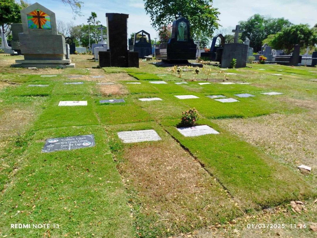 Memorial Lawn Lot (Category: Memorial Lot) located in Cavite. Submitted by zelcastillo (Listing ID 1153657782, Image 2). Description: Lawn Lots and Columbarium for SALE!! Maganda - Maayus -Malinis Tatlong M ng Manila Memorial Park !!! Siguradong Tama ang desisyon mo!! Investment for you and your love ONES! Available Sites: Dasmariñas Cavite Plaridel Bulacan Novaliches Quezon City Sucat Parañaque Sta. Rosa Laguna If you’re interested feel free to 