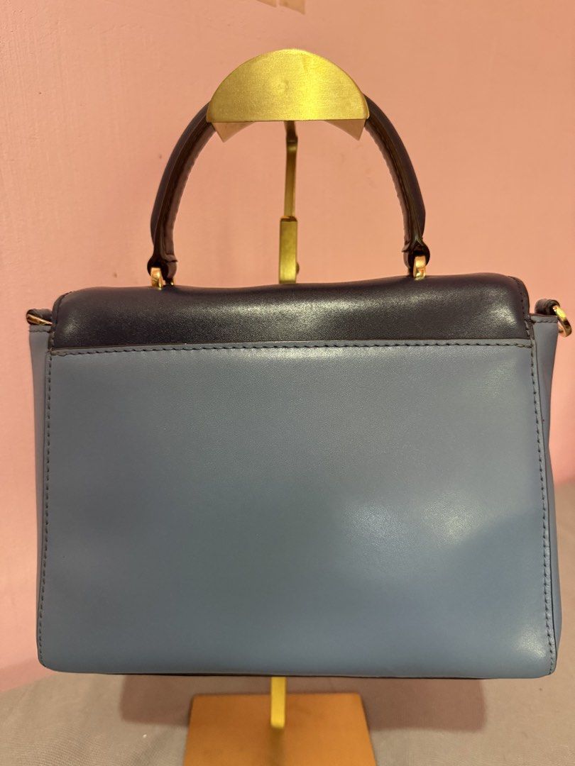 Michael Kors Mindy bag (Category: Luxury Bags & Wallets) located in Angadanan. Submitted by brightearth-ca44 (Listing ID 1454554273, Image 3). Description: Onhand 💯 Authentic Bought in Japan With dustbag.