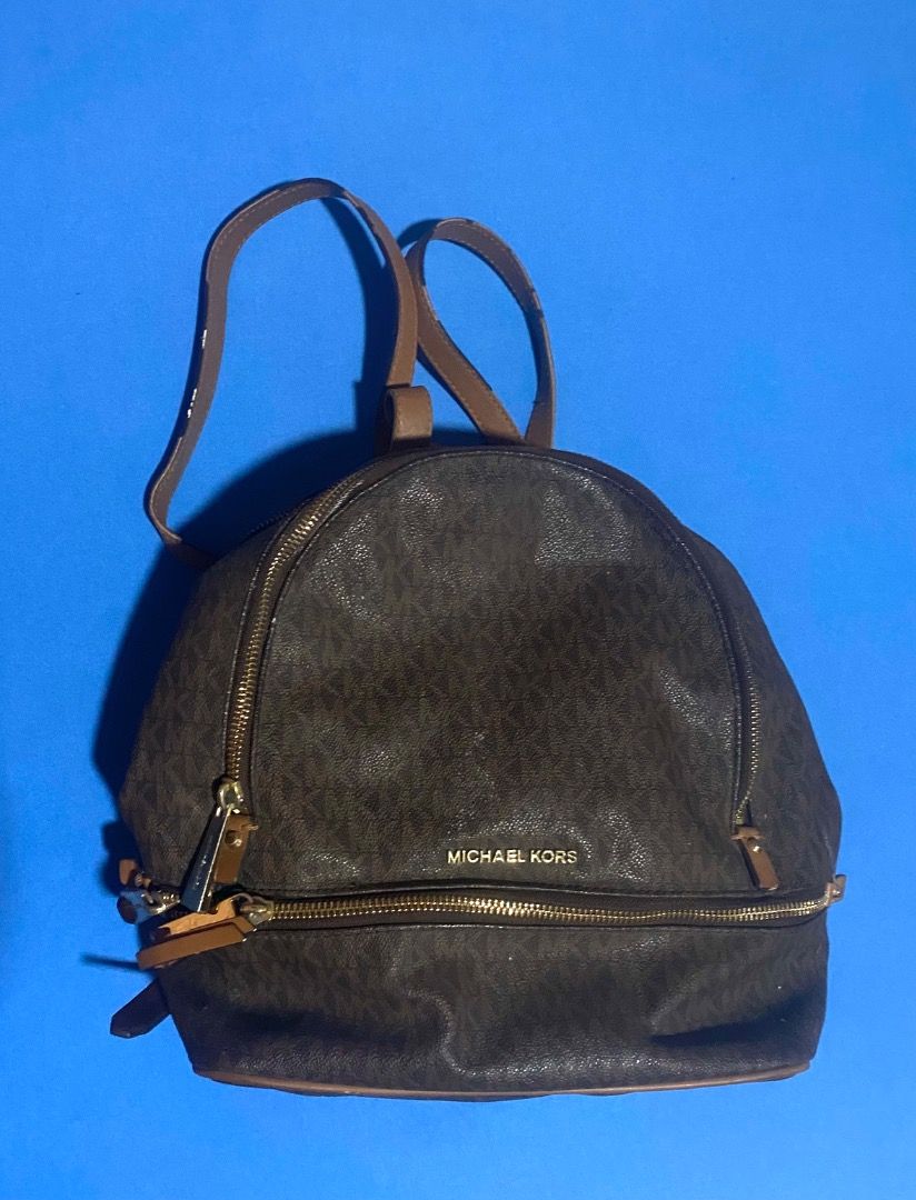 Michael Kors Rhea Medium Backpack (Category: Luxury Bags & Wallets) located in Quezon City. Submitted by soooohhs (Listing ID 1454512883, Image 1). Description: .