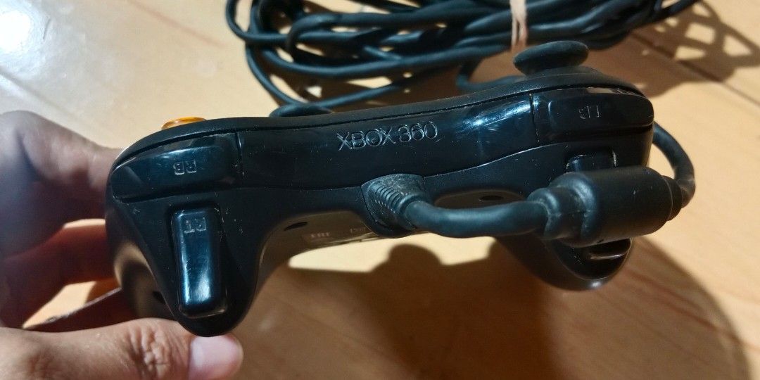 Microsoft Xbox 360 Black Wired Controller (Category: Controllers) located in Bulacan. Submitted by Shoppe.Ups (Listing ID 1454559689, Image 2). Description: signs of usage what you see is what you get meetups: guiguinto plaridel bulacan - J&T *(Payment First) - LBC COP/COD *(payment first for shipping fee only) -pickup / lalamove *mop: via gcash pm for interested.
