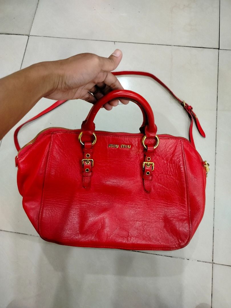Miumiu (Category: Luxury Bags & Wallets) located in Caloocan City. Submitted by ritubado_19 (Listing ID 1454507846, Image 1). Description: .