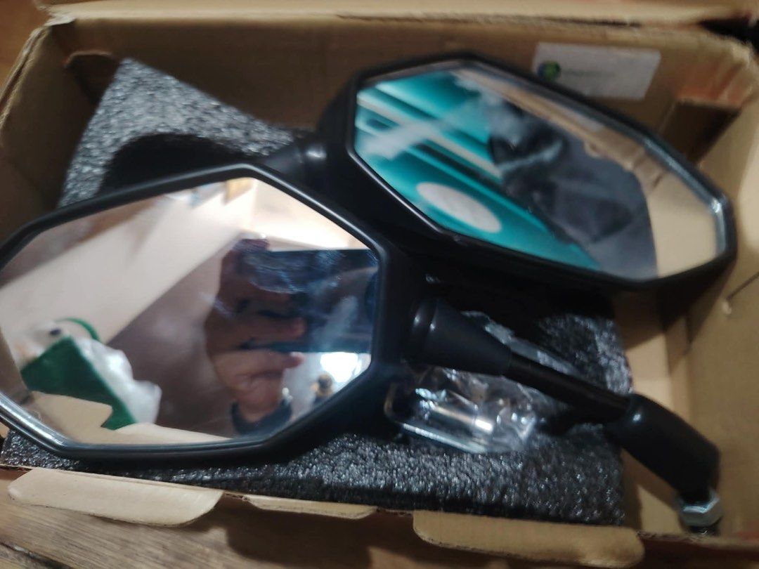 Motorcycle Side Mirrors Black ADV160 (Category: Mirrors) located in Guiguinto. Submitted by arsvita (Listing ID 1454400075, Image 2). Description: FOR SALE: ADV160 STOCK SIDE MIRROR 🛵 Selling my Honda ADV160 stock side mirror. 📌 Condition: Used, good condition 📌 No visible damage 📌 Reason for Selling: Nag-upgrade Still in good condition and usable. Selling as is. 💰 Price: ₱ 800 (negotiable for sure buyer) 📍 Location: Makati City 🚚 Courier: