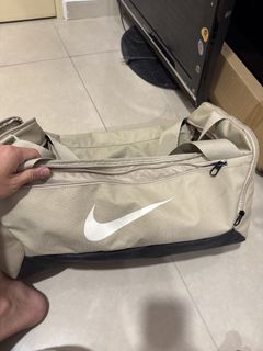 (Category: ) located in . Submitted by lxjie15 (Listing ID 1454542676, Image 1). Description: .