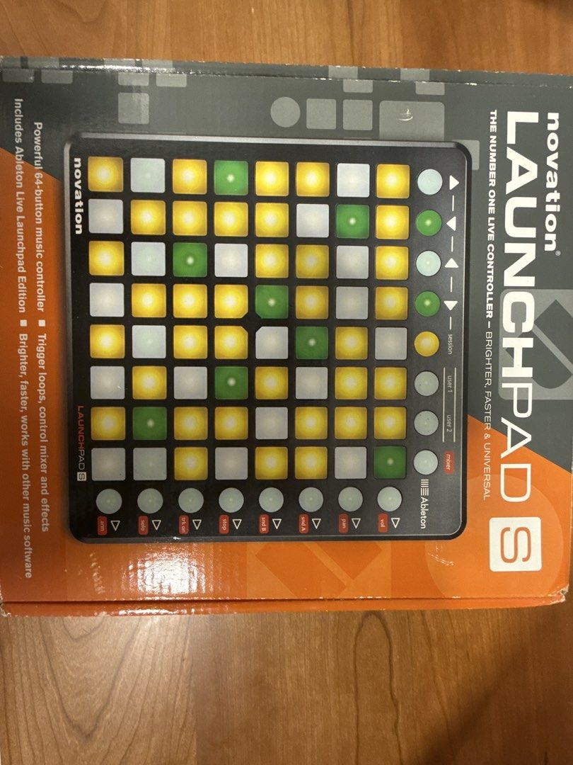 Notation Launchpad S (Category: Music Accessories) located in Singapore. Submitted by bsyang_sg (Listing ID 1454524040, Image 2). Description: Almost brand new, barely used and in excellent condition. Fully functional with no issues..