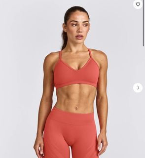 (Category: ) located in . Submitted by mostlyactivewear (Listing ID 1454394609, Image 1). Description: .