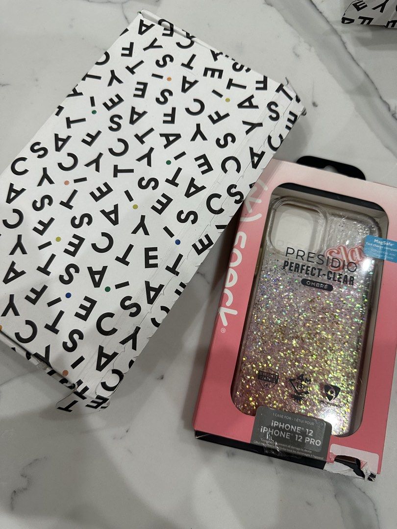 Original Casetify Iphone 15pro cases (Category: Cases & Sleeves) located in Quezon City. Submitted by reginapakaiguecristobal (Listing ID 1454497297, Image 3). Description: - Original Casetify case - Designed for iPhone 15 Pro - Features a charming smiley flower pattern - Clear case with a subtle pink hue - High-quality Casetify protection - Selling for 500 each 2300 for all.