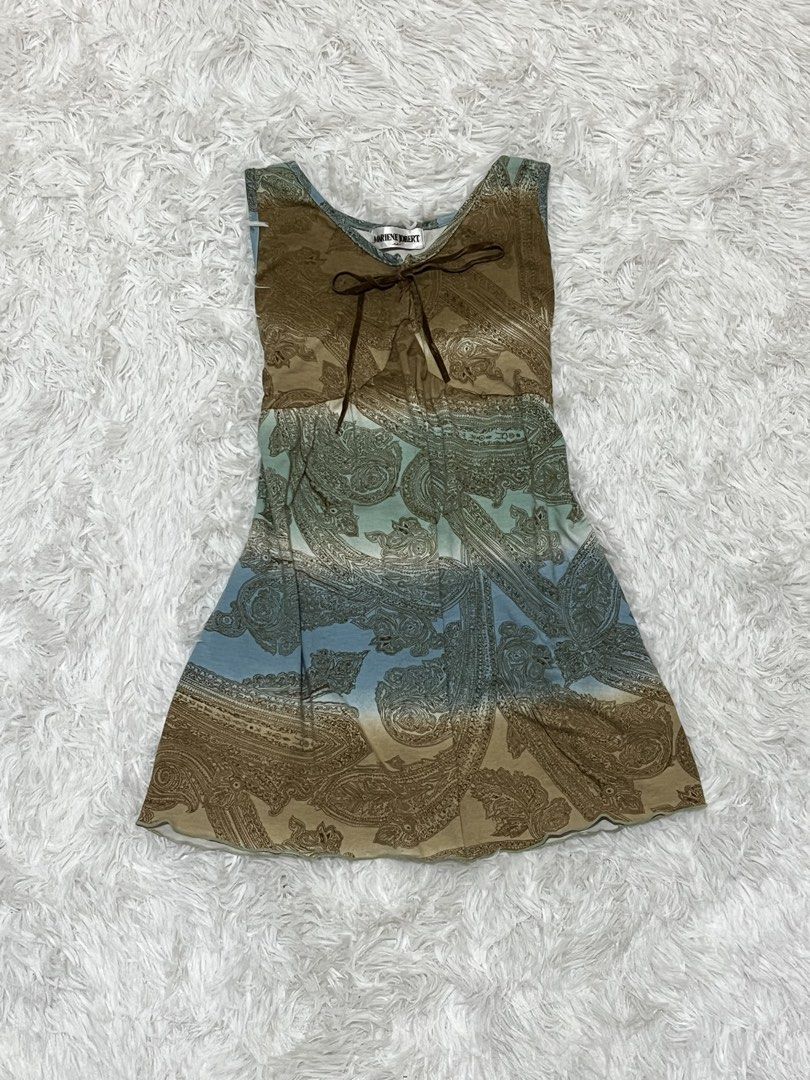 Paisley Top (Category: Blouses) located in Bacolod City. Submitted by minwonluvr (Listing ID 1454518190, Image 1). Description: -Fits S-M, no issues -Dm for more pics #whimsy #y2k #vintage #fairy.