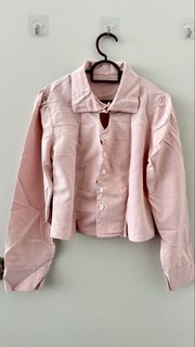 (Category: ) located in . Submitted by relovecloset.com (Listing ID 1454406956, Image 1). Description: .