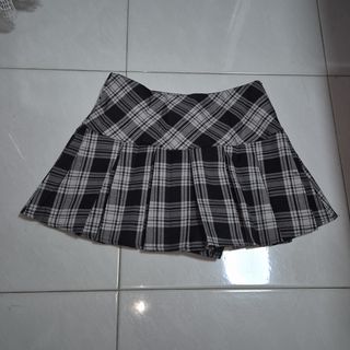 (Category: ) located in . Submitted by yunjinology (Listing ID 1454541156, Image 1). Description: .