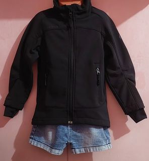 (Category: ) located in . Submitted by callmeyangg (Listing ID 1454496723, Image 1). Description: .