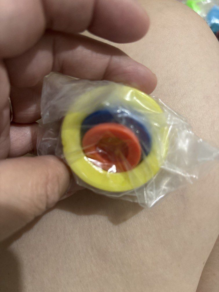 Popper 3 pcs (Category: Kids Toys) located in Manila. Submitted by vintageaccessories (Listing ID 1454490531, Image 3). Description: .