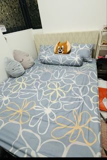 (Category: ) located in . Submitted by jdc.closet09 (Listing ID 1454536821, Image 1). Description: .