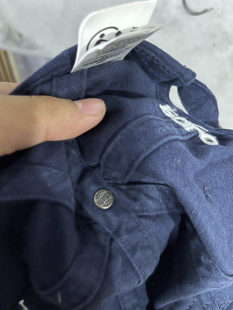 RL CAP (EMBROIDERED) (Category: Caps & Hats) located in Manila. Submitted by aldrenyap109491 (Listing ID 1454476132, Image 3). Description: RALPH LAUREN CAP CONDITION:9.7/10 EXCELLENT COLOR RATE:9.7/10 ISSUE: NEED WASH LANG (FRESH FROM BALE) ADJUSTABLE 650 FREE SHIPPING FEE NAPO .
