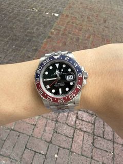 (Category: ) located in . Submitted by ninety_one_timepiece (Listing ID 1454396778, Image 1). Description: .