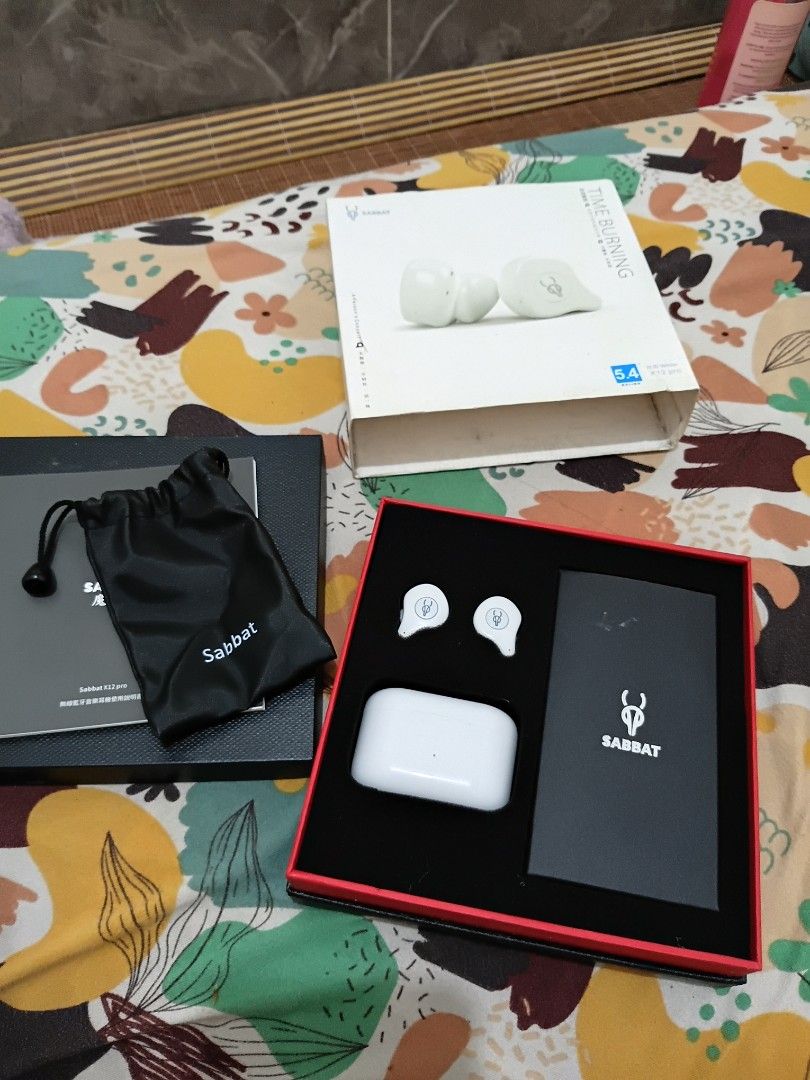 Sabbat X12pro (Category: Headphones & Headsets) located in Rizal. Submitted by maye1997 (Listing ID 1454390505, Image 1). Description: hello im selling my sabbat X12pro no issue isang beses lang ginamit for testing complete set pa sya. RFS mas bet ki po kase yung may buds kesa sa wala nalalaglag kase sa ears ko.