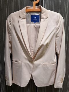 (Category: ) located in . Submitted by frenzypreloved (Listing ID 1454526733, Image 1). Description: .