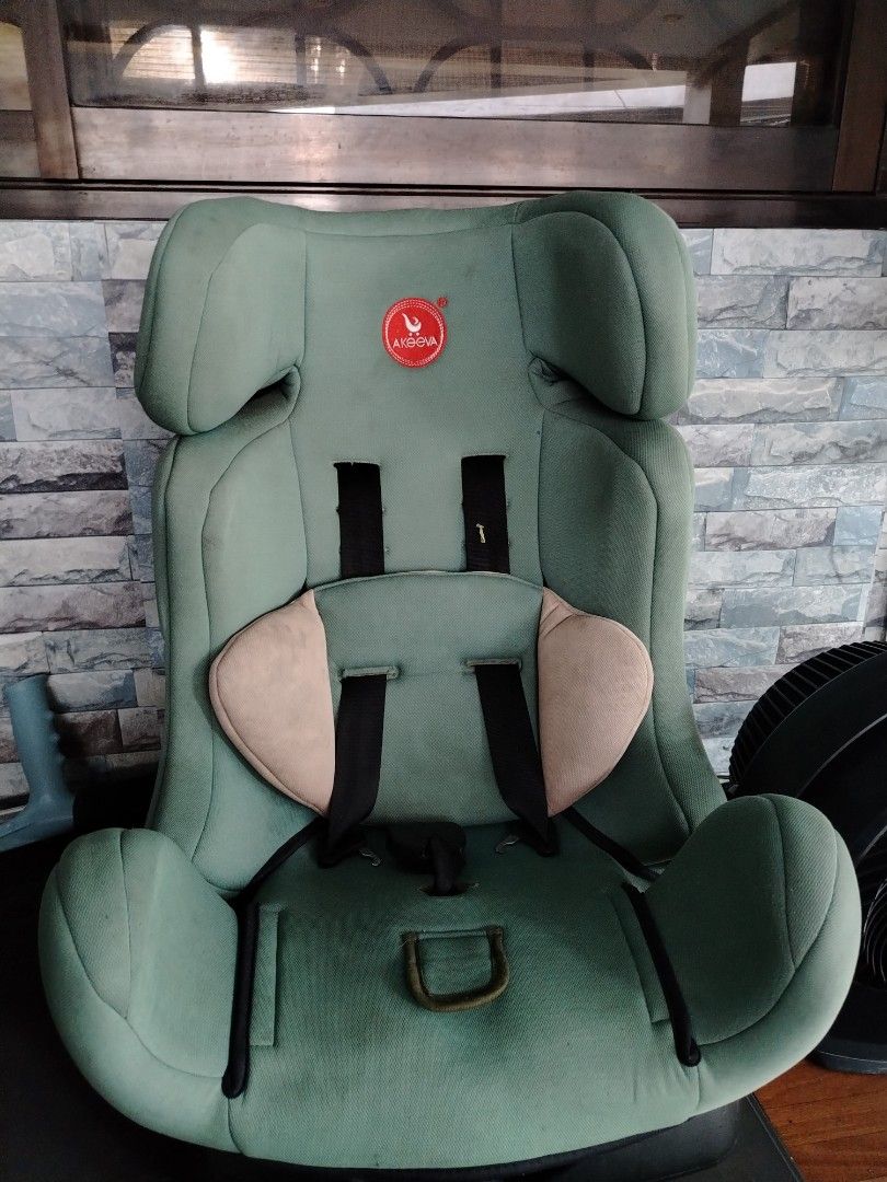 Sale (Category: Car Seats) located in Quezon City. Submitted by beaace (Listing ID 1454457024, Image 1). Description: .