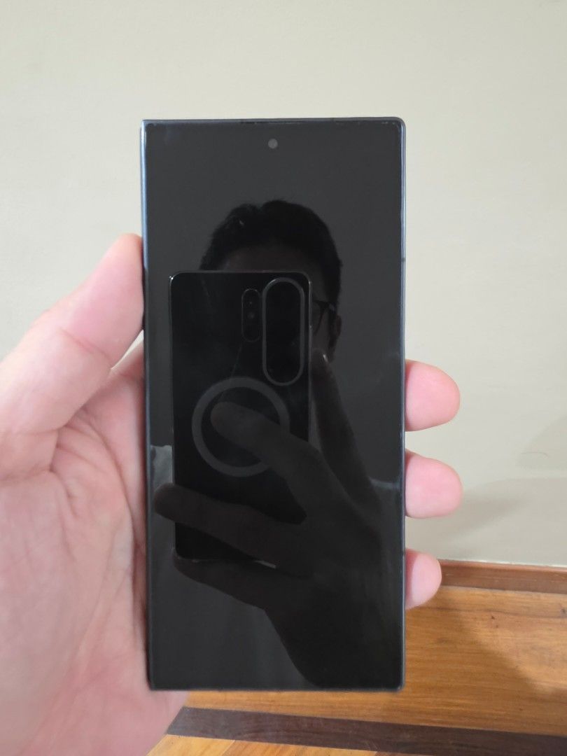 Samsung Galaxy Fold 7 1tb (Category: Samsung) located in San Juan City. Submitted by sherwin.sherwin (Listing ID 1454368592, Image 1). Description: Selling my Galaxy Fold 7, 1tb, black. bought it new for 140,000. Will include a pitaka case worth 4k plus a bnew tempered glass screen protector. Condition -used but not abused, -nside screen is perfect -body of the phone has no scratches and never dropped. -Outer glass has few scratches from wear and